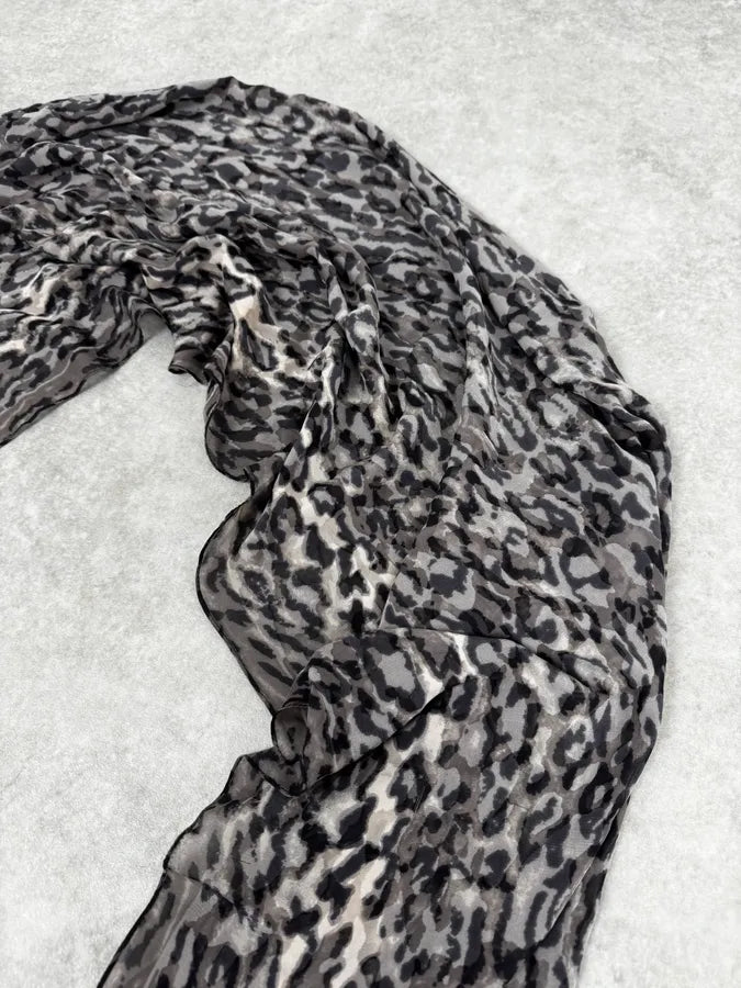 2000s Moschino Grey Rock Silk Scarf USXbSCb 3