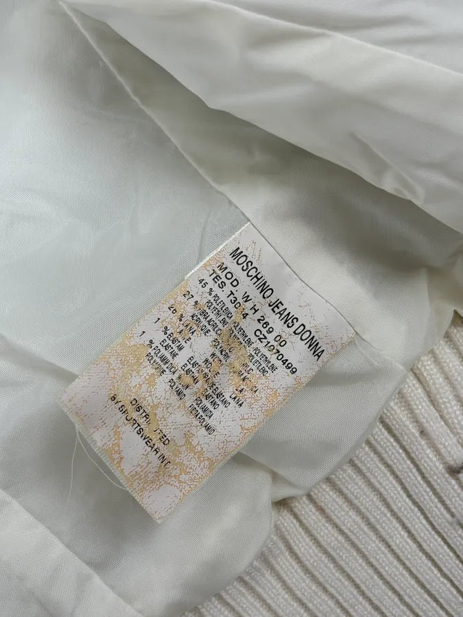 2000s Moschino White Cozy Puffer Jacket bYuismK 13