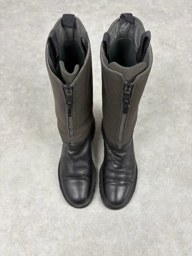 2000s Prada Beige & Black Leather High Boots rCPmsyI 1