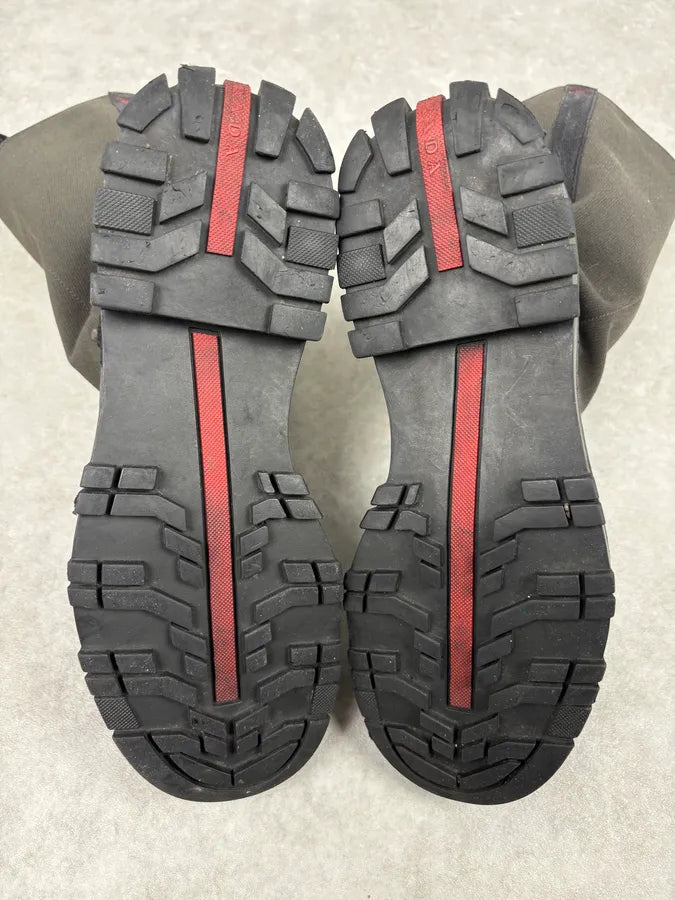 2000s Prada Beige & Black Leather High Boots rCPmsyI 8