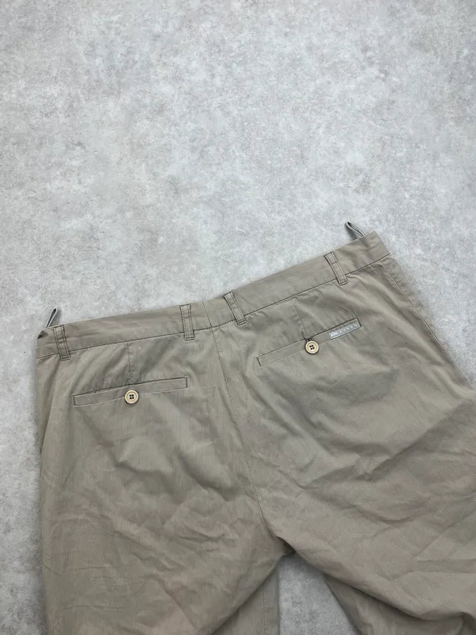 2000s Prada Beige Classic Shorts jzdqYna 7