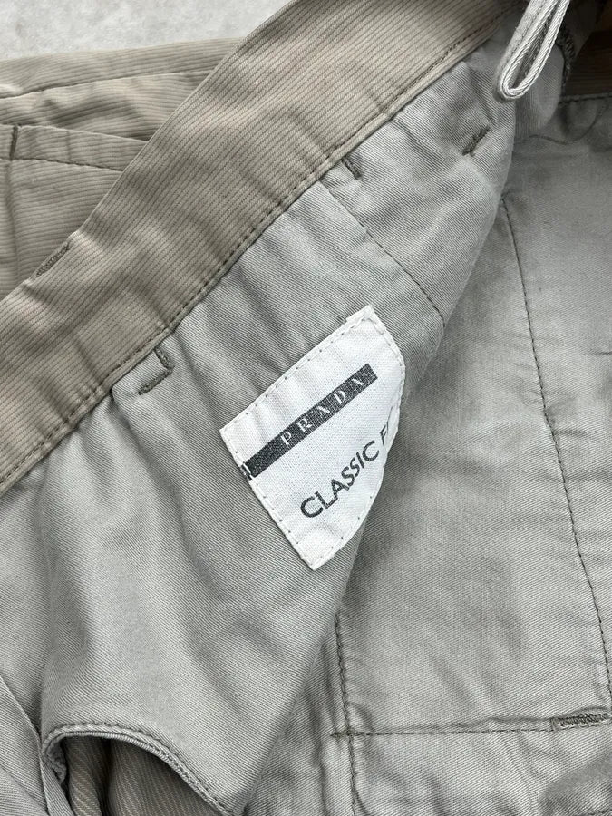2000s Prada Beige Classic Shorts jzdqYna 8