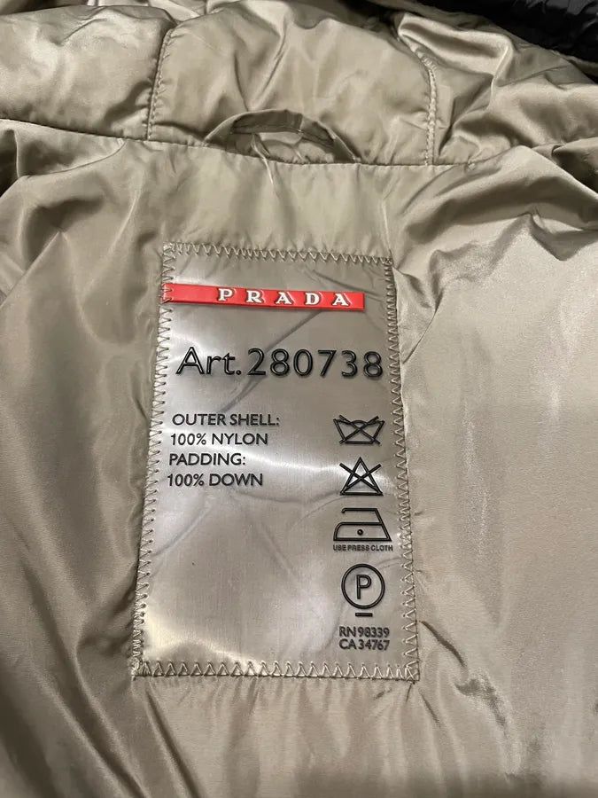 2000s Prada Black & Beige Hooded Lina Rossa Puffer Jacket axzfmhW 6