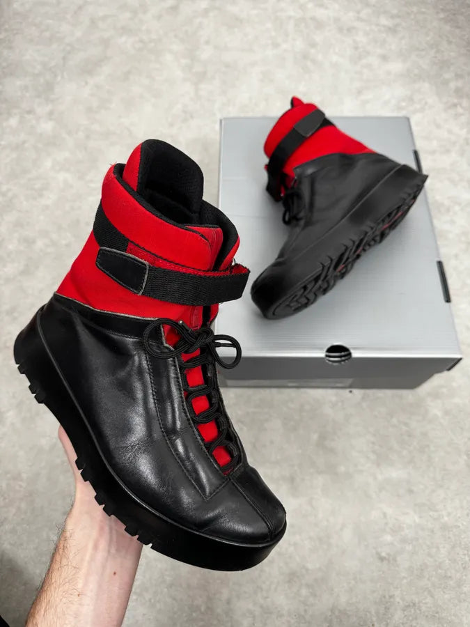2000s Prada Black & Red Leather High Boots EkpBNAR 0