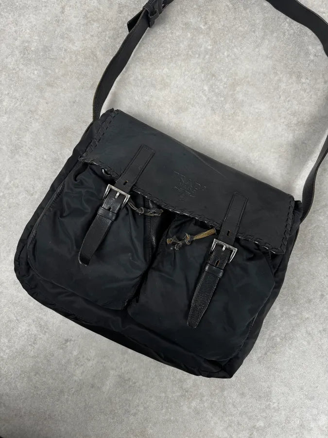 2000s Prada Black Buckles Nylon & Leather Messenger Bag GqyaMZx 5