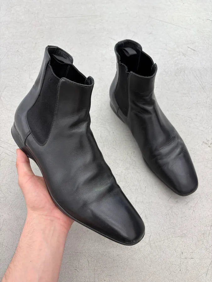 2000s Prada Minimalist Black Chelsea Leather Boots YaQBKSI 0