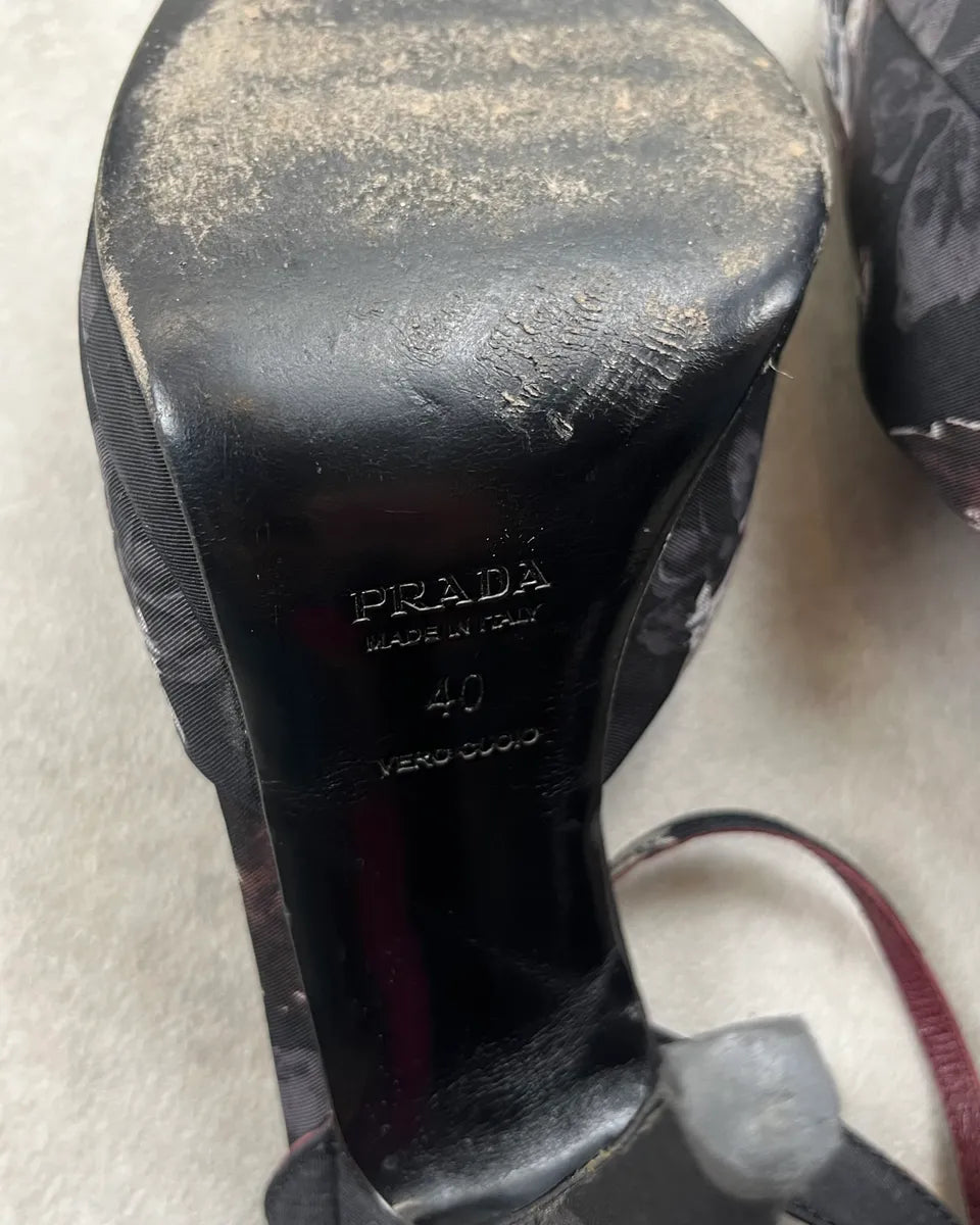 2000s Prada Black Floral Peep-Toe Heels PRYjEZH 6