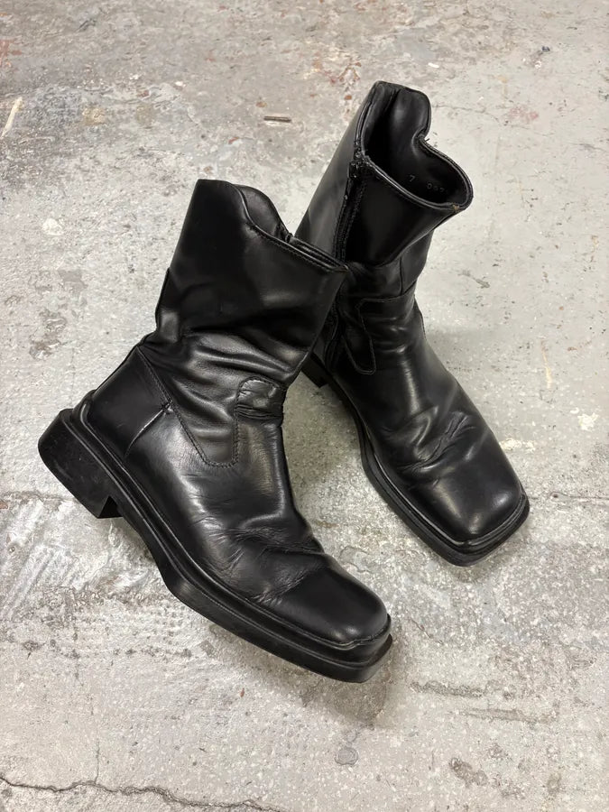 2000s Prada Black Leather Ankle Boots (39.5eu/us6.5) MZtoNWm 4