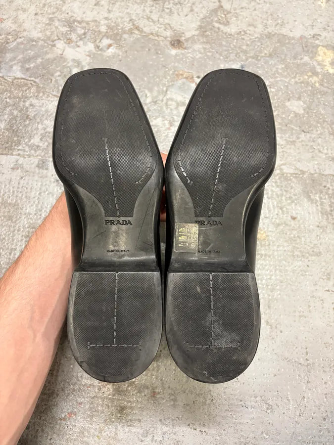 2000s Prada Black Leather Boots MGNgBDA 7