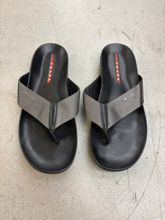2000s Prada Black Leather Logo Sandals eGWZdRe 1