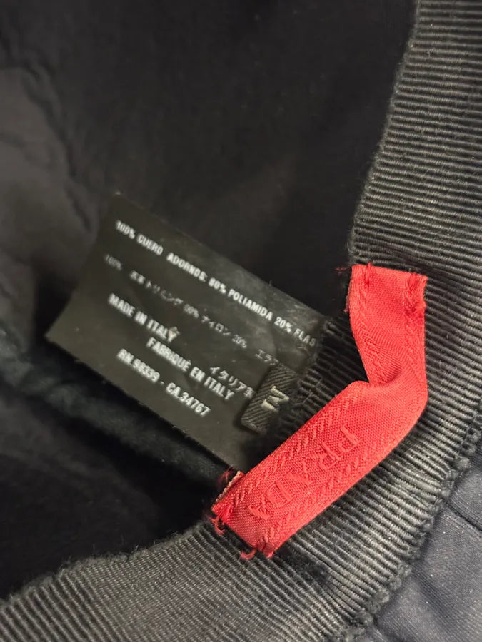 2000s Prada Black Leather Structured Hat tfthgVw 9