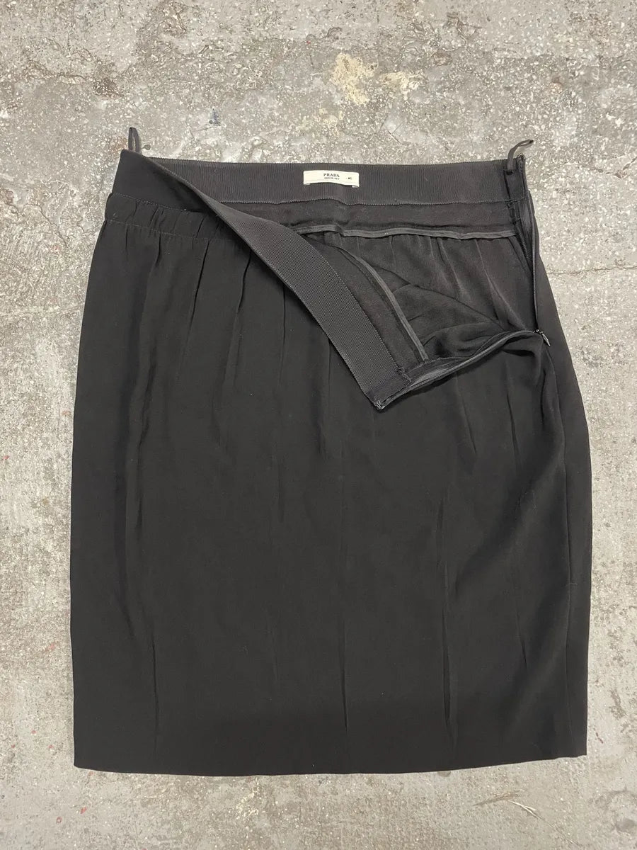 2000s Prada Black Minimalist Skirt (S/M) 6