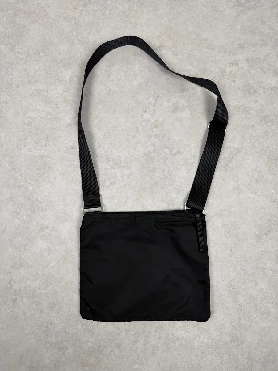 2000s Prada Black Nylon Shoulder Bag prnUSWY 3