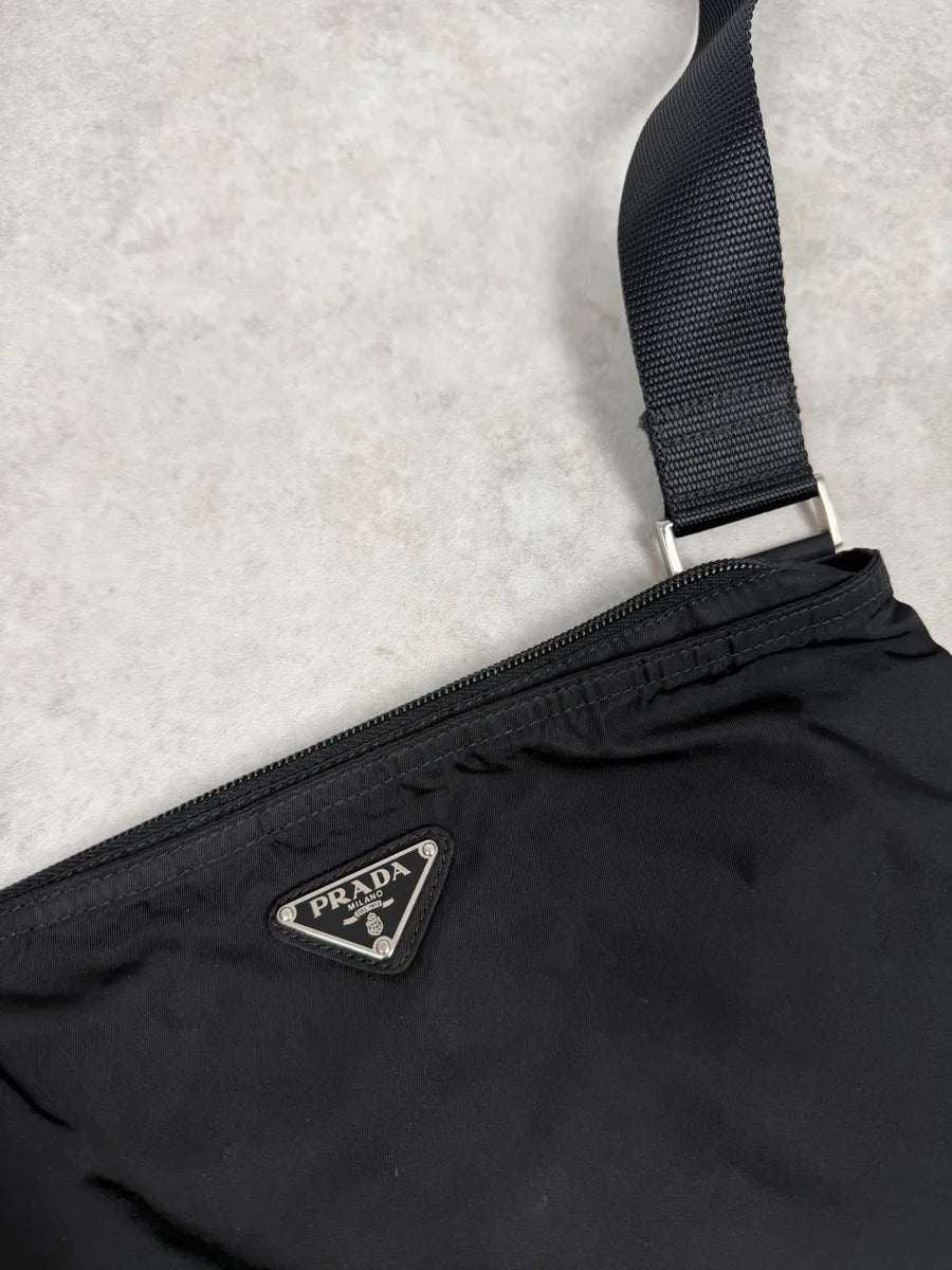 2000s Prada Black Nylon Shoulder Bag prnUSWY 7