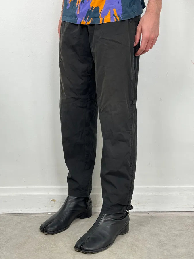2000s Prada Black Linea Rossa Nylon Zip Pants ZlgYusa 2