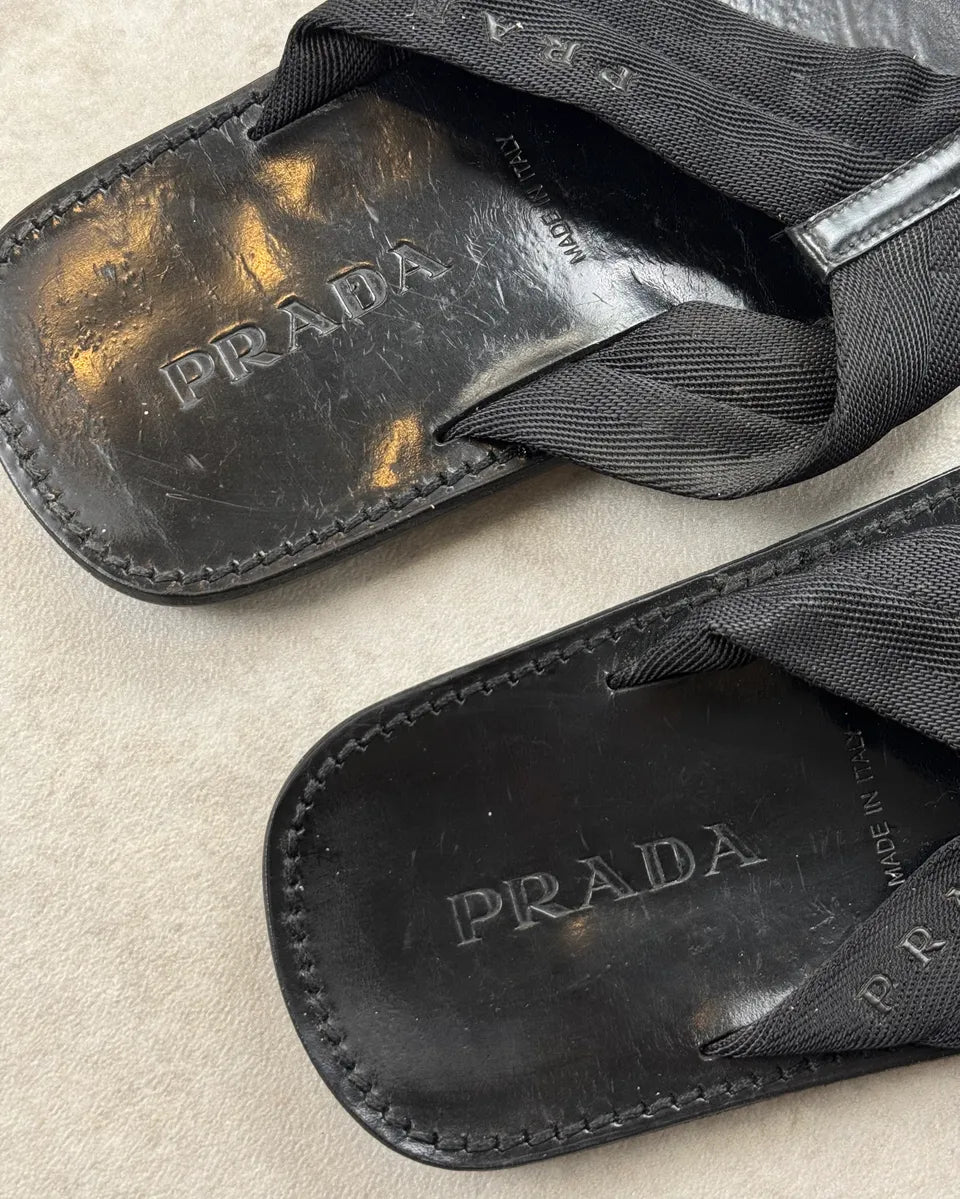 2000s Prada Black Thong Sandals ulhRLAS 3