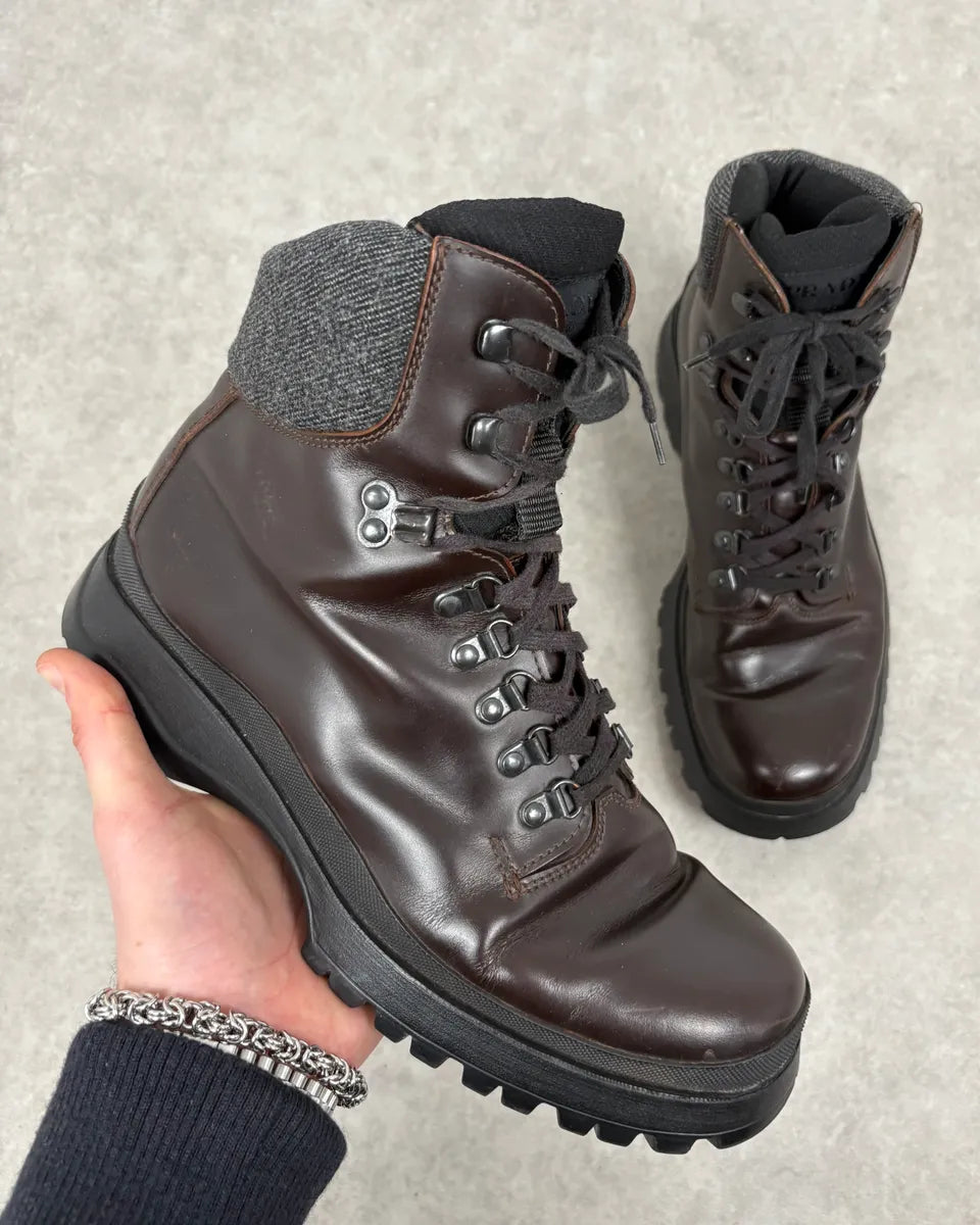 2000s Prada Brown High Leather Chunky Vibram Sole Boots SBMVwKZ 0
