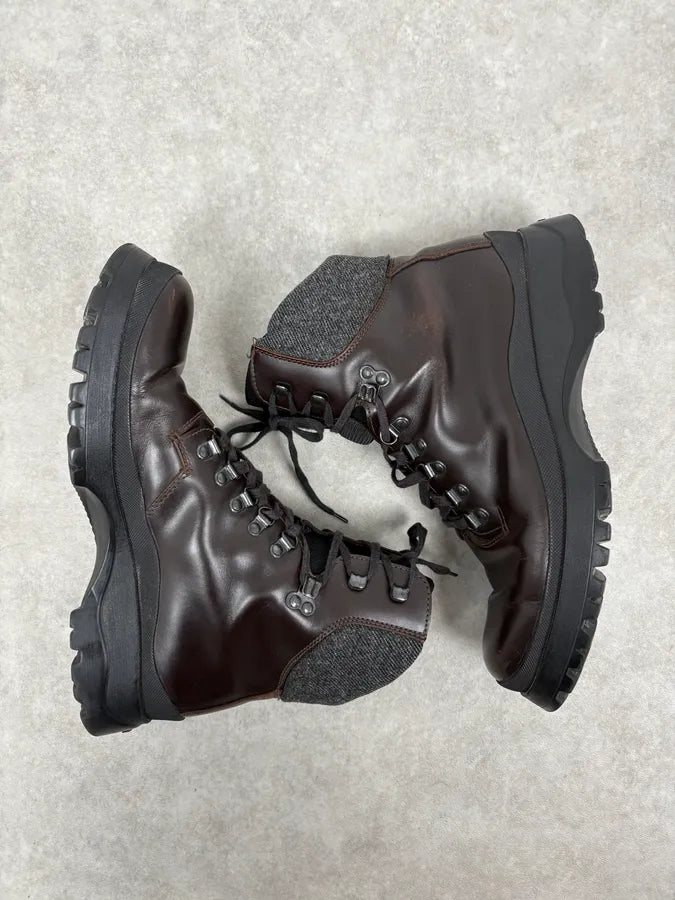 2000s Prada Brown High Leather Chunky Vibram Sole Boots SBMVwKZ 3