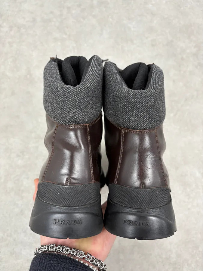 2000s Prada Brown High Leather Chunky Vibram Sole Boots SBMVwKZ 4