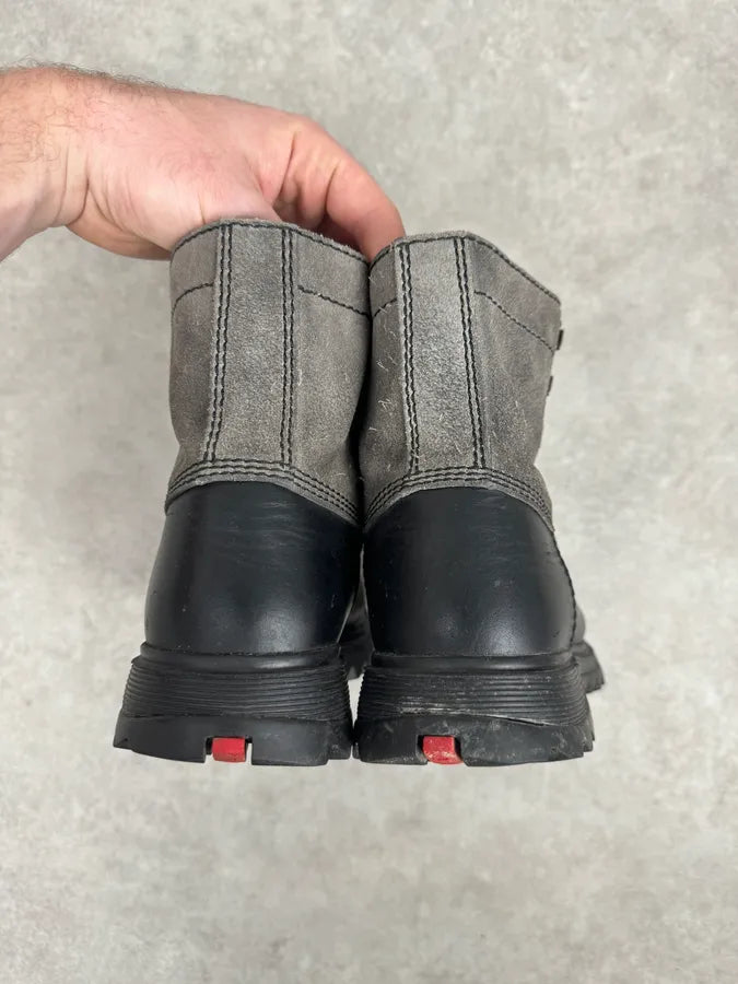 2000s Prada Brown Suede & Black Leather Combat Boots GAMRgRr 4