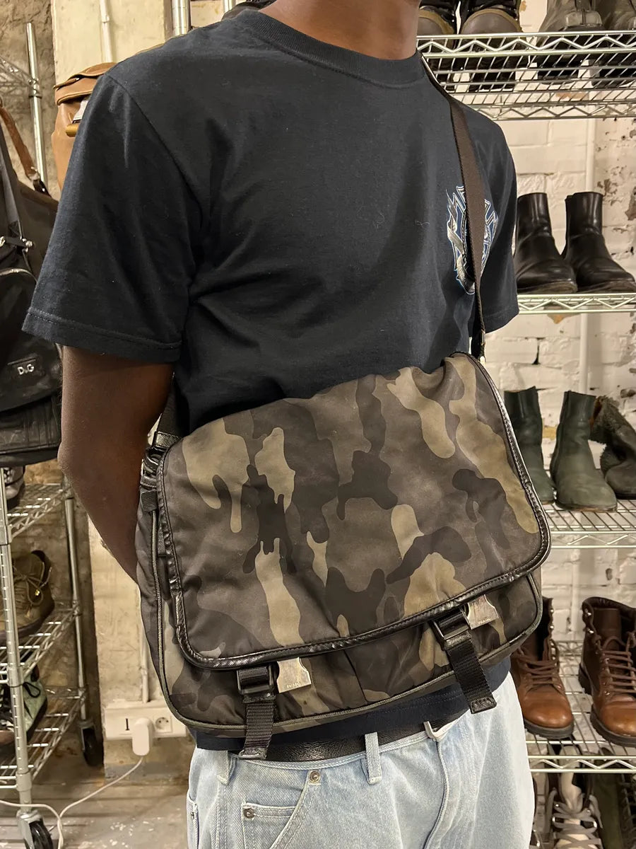 2000s Prada Camo Messenger Shoulder Bag jxZiwVa 1
