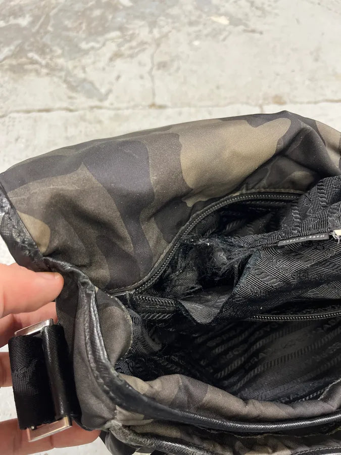 2000s Prada Camo Messenger Shoulder Bag jxZiwVa 12