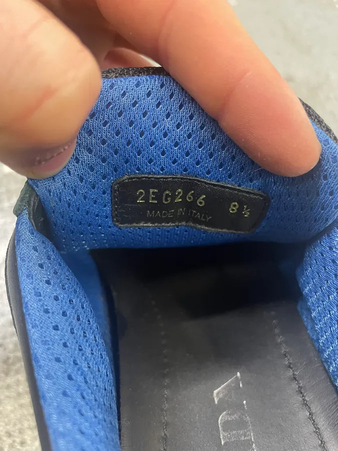 2000s Prada Crossection Black & Blue Low Scratch Shoes kHJzWRd 8