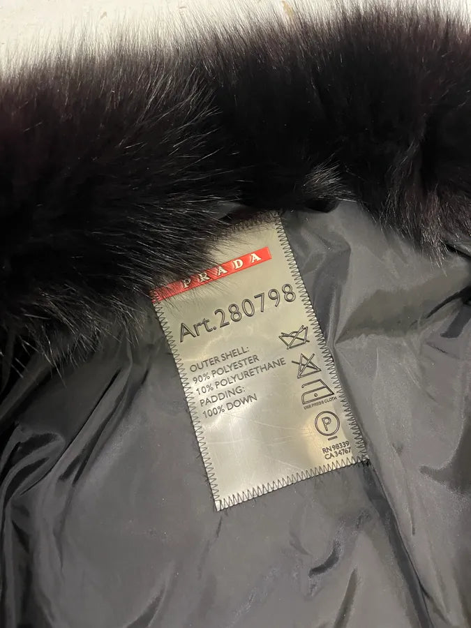 2000s Prada Fur Collar Black Puffer Jacket IdRLmNv 8