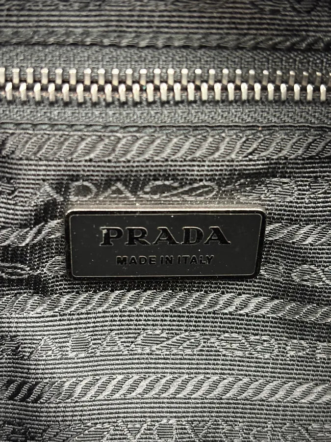 AW2004 Prada Tessuto Nylon Green Forest Cyber Shoulder Bag PgutsWj 12