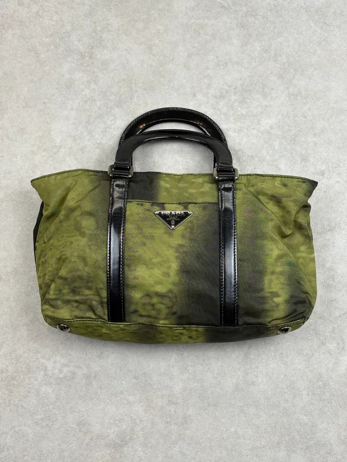 AW2004 Prada Tessuto Nylon Green Forest Cyber Shoulder Bag PgutsWj 3