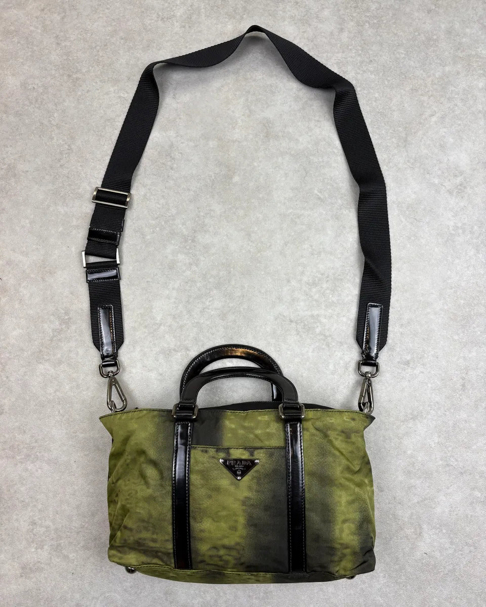 AW2004 Prada Tessuto Nylon Green Forest Cyber Shoulder Bag PgutsWj 0