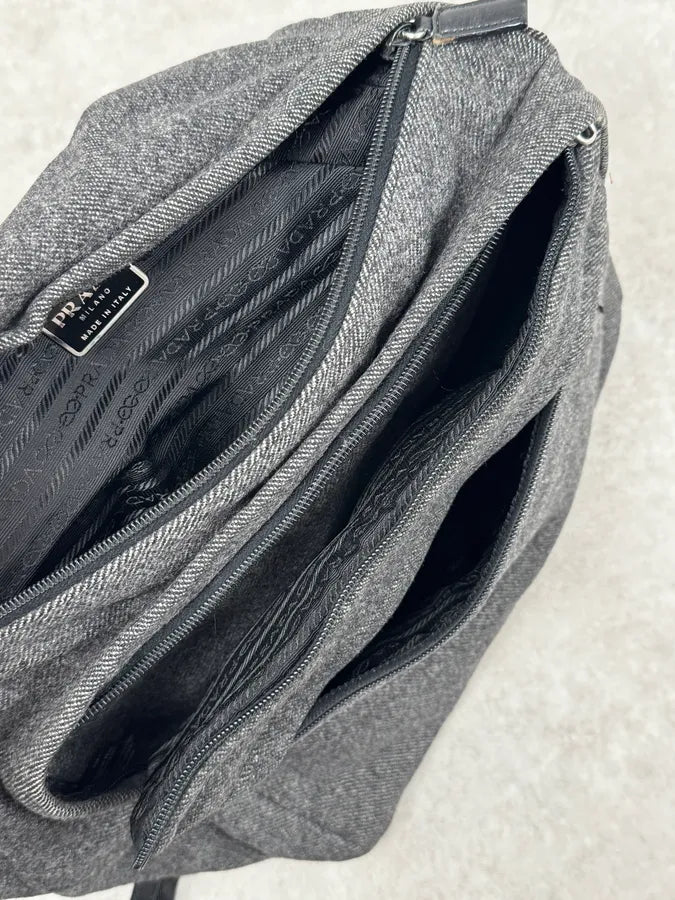 FW2000 Prada Grey Wool Technical Wool Crossbody Bag DpHFhyL 10