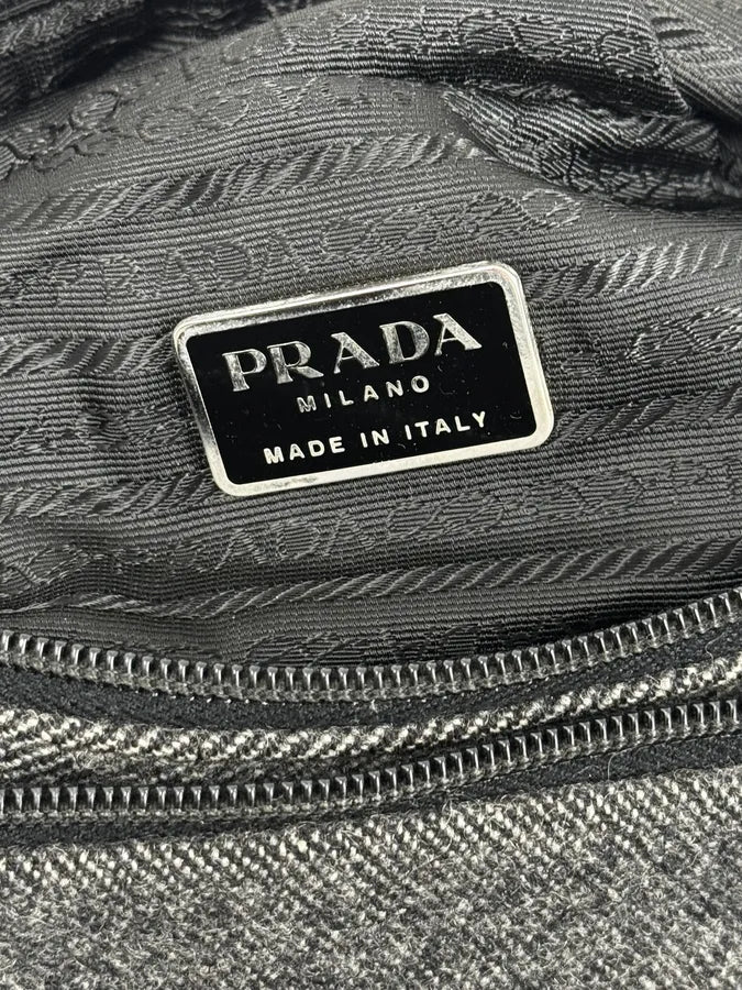 FW2000 Prada Grey Wool Technical Wool Crossbody Bag DpHFhyL 11