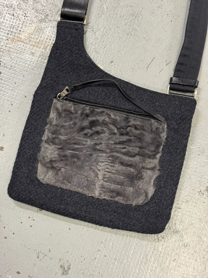 2000s Prada Grey Wool & Fur Cross Body Shoulder Bag jpfsnHD 2