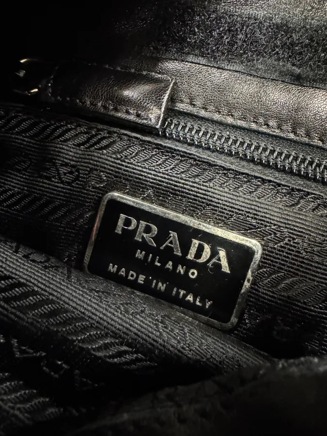 2000s Prada Grey Wool & Fur Cross Body Shoulder Bag jpfsnHD 7