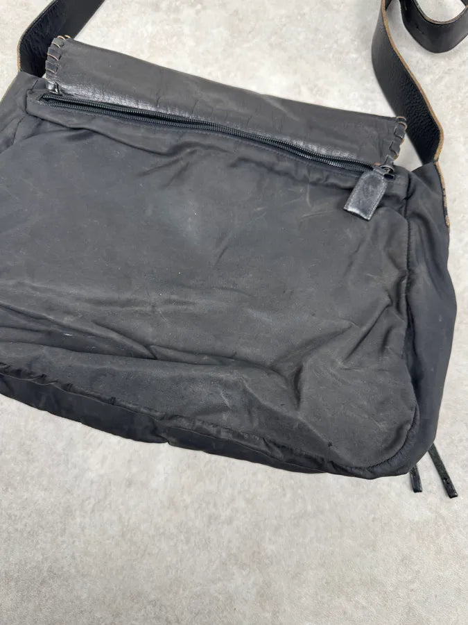 2000s Prada Hybrid Black Leather & Nylon Messenger Shoulder Bag vlAfoaA 3
