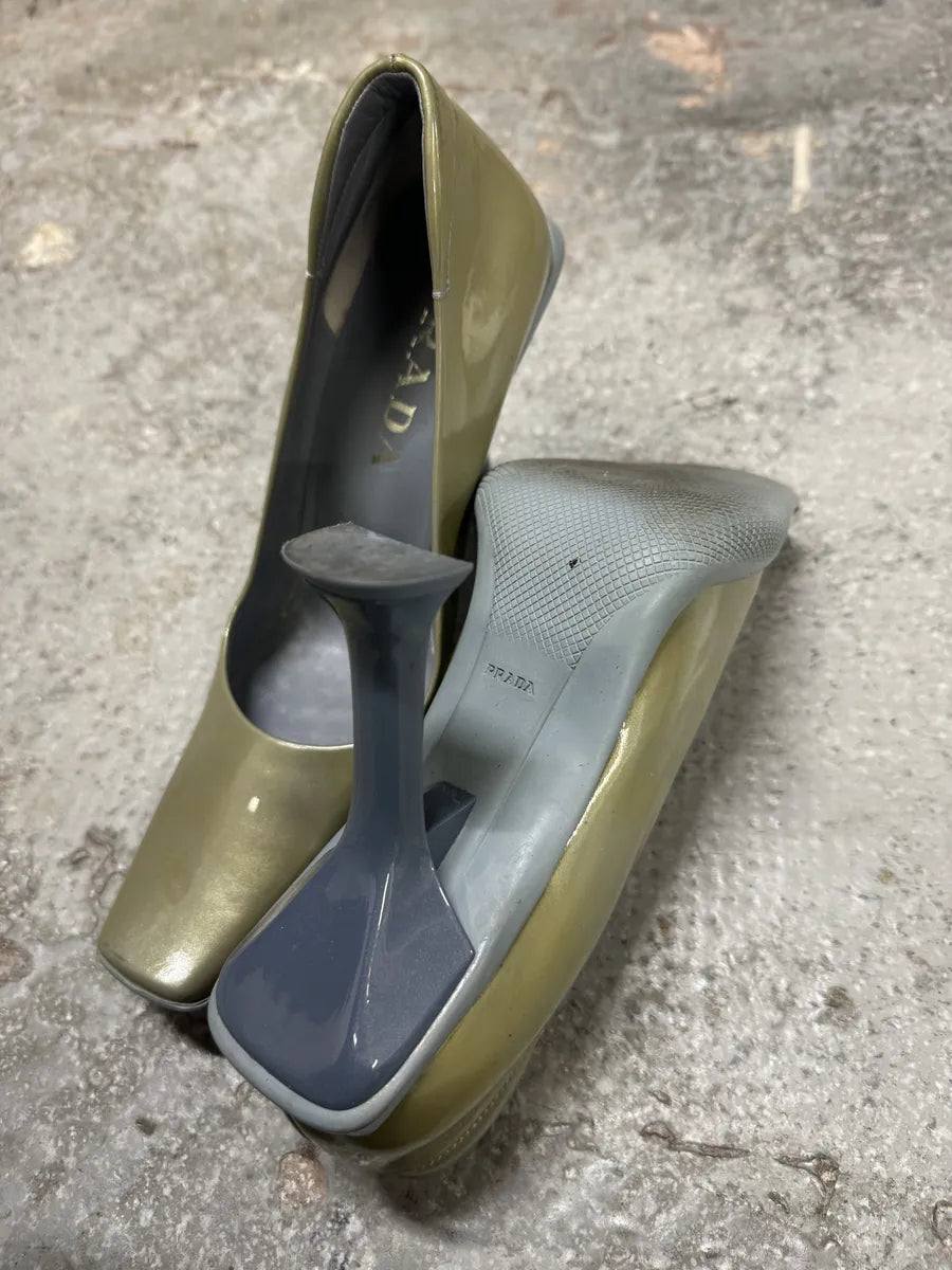 2000s Prada Khaki Heels Shoes (37.5eu/us5) 3