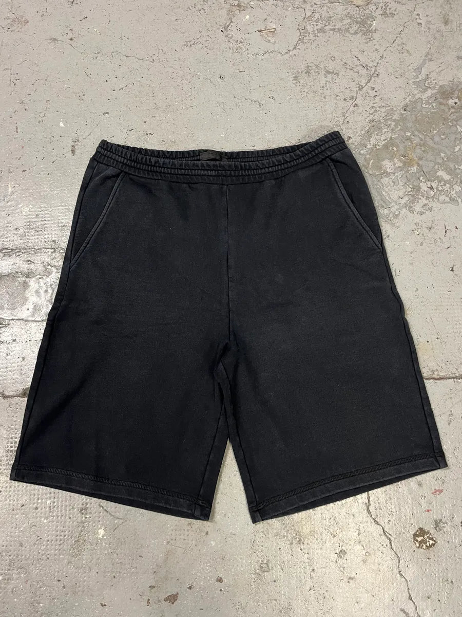 2000s Prada Linea Rossa Black Faded Shorts (L) AluFEhe 3