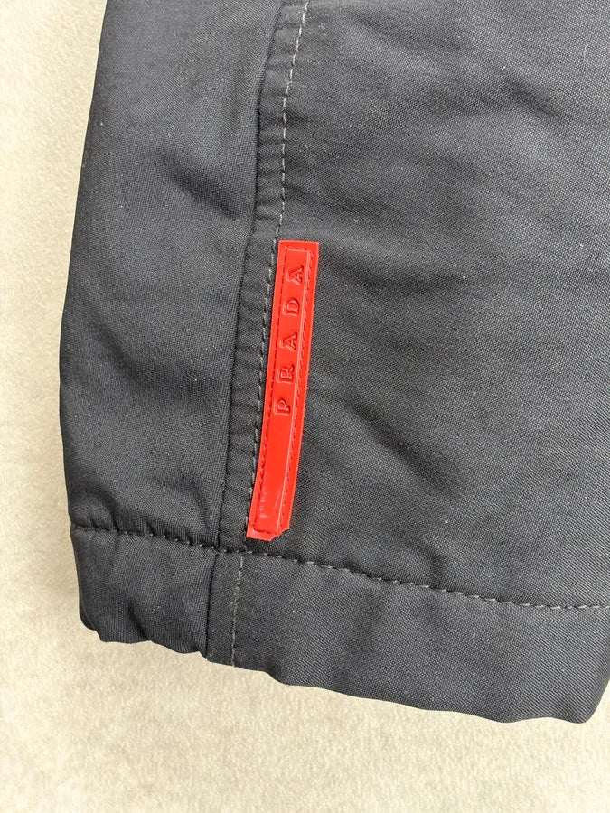 2000s Prada Linea Rossa Black Hooded Ski Jacket BoNVHKE 10