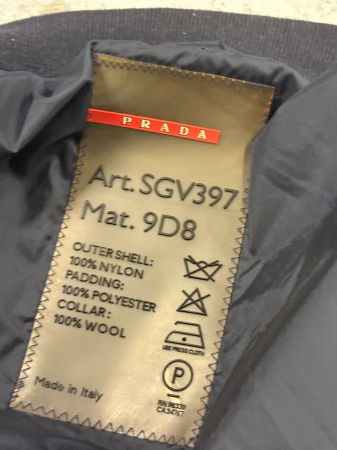 2000s Prada Linea Rossa Navy Nylon Logo Windbreaker Jacket dKZwWZw 8