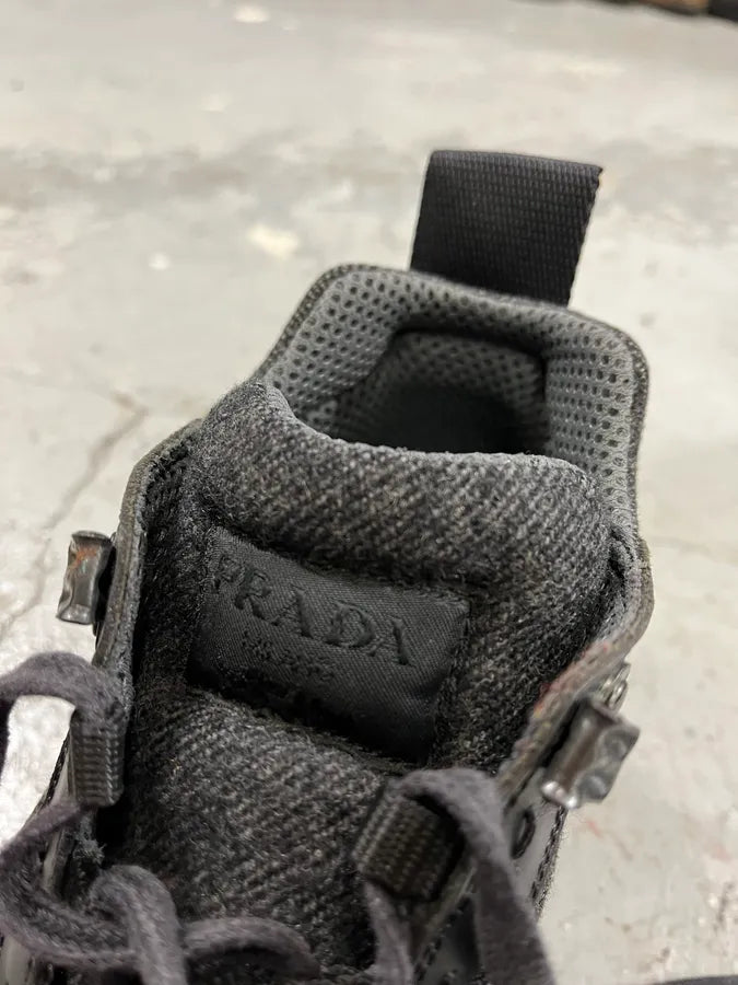 2000s Prada Low Grey Tweed Black Leather Vibram Boots (38eu/us5.5) piIKUUt 8
