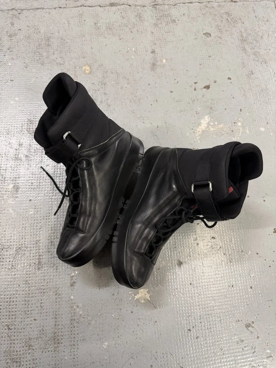 2000s Prada Mountain Black Leather Boots IfMBssf 8