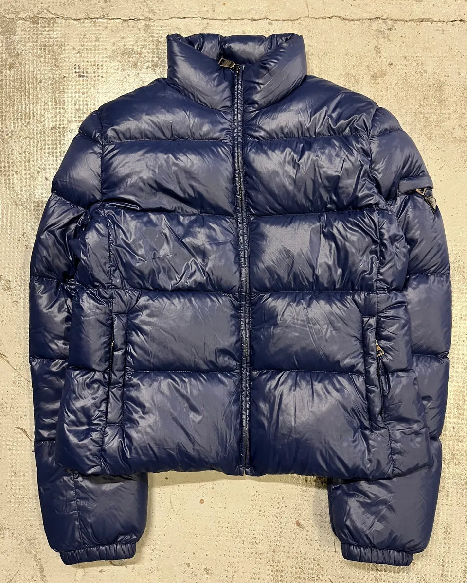 2000s Prada Navy Nylon Quilted Puffer Jacket MWflDyd 3