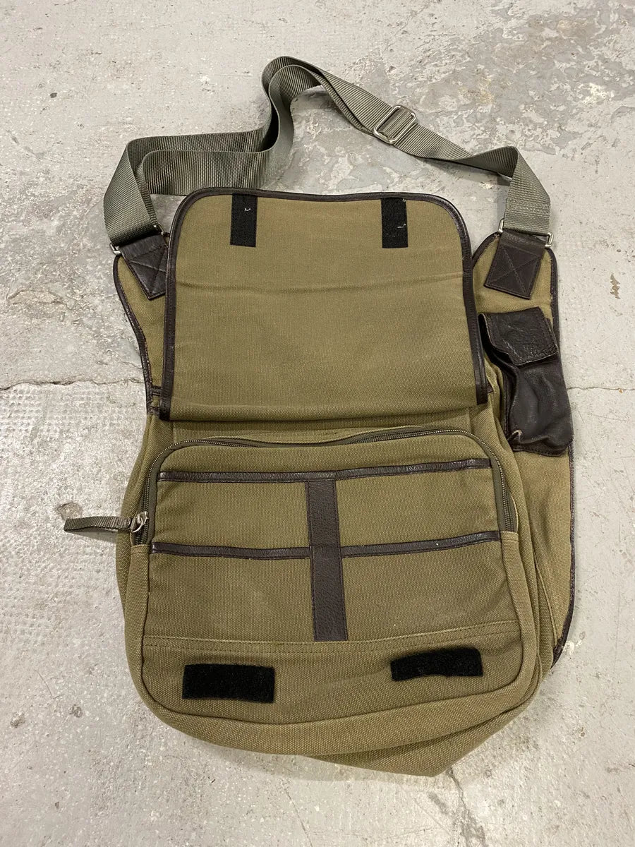 2000s Prada Olive Military Hybrid Leather Shoulder Bag  ReCbFbL 8