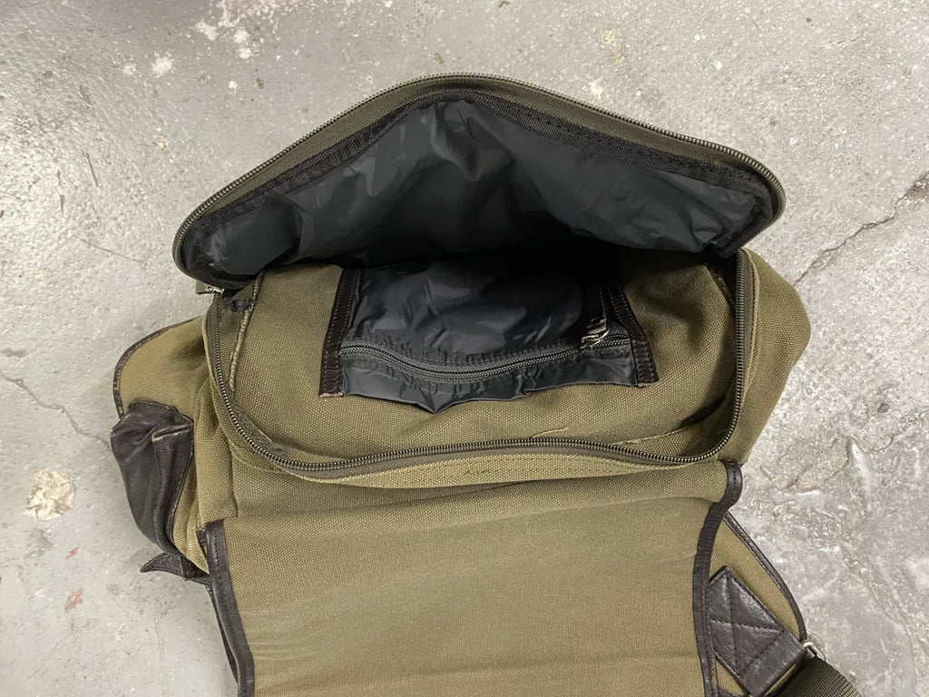 2000s Prada Olive Military Hybrid Leather Shoulder Bag  ReCbFbL 9