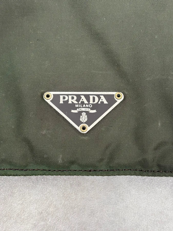 2000s Prada Olive Shoulder Bag YtwBYAp 7