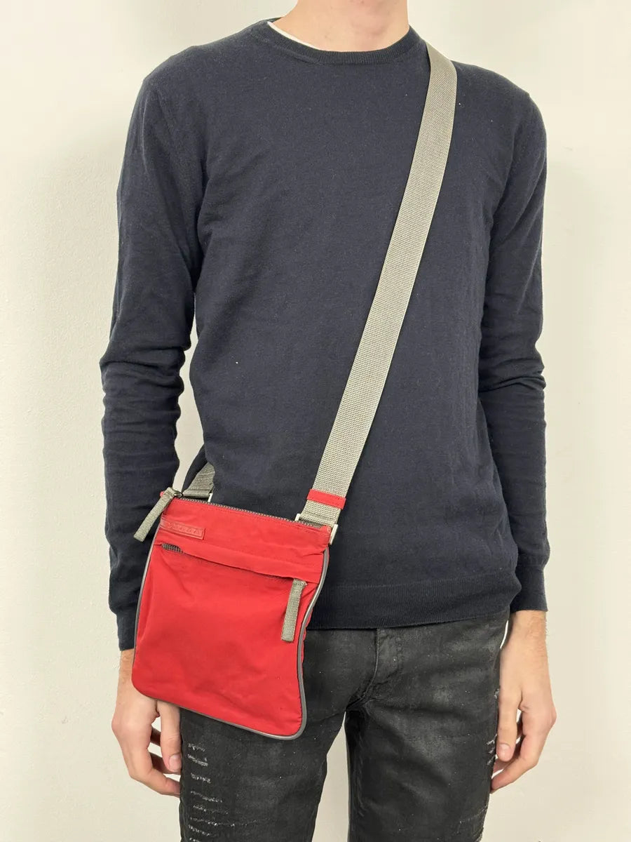 2000s Prada Red Linea Rossa Shoulder Bag hbPlZot 2
