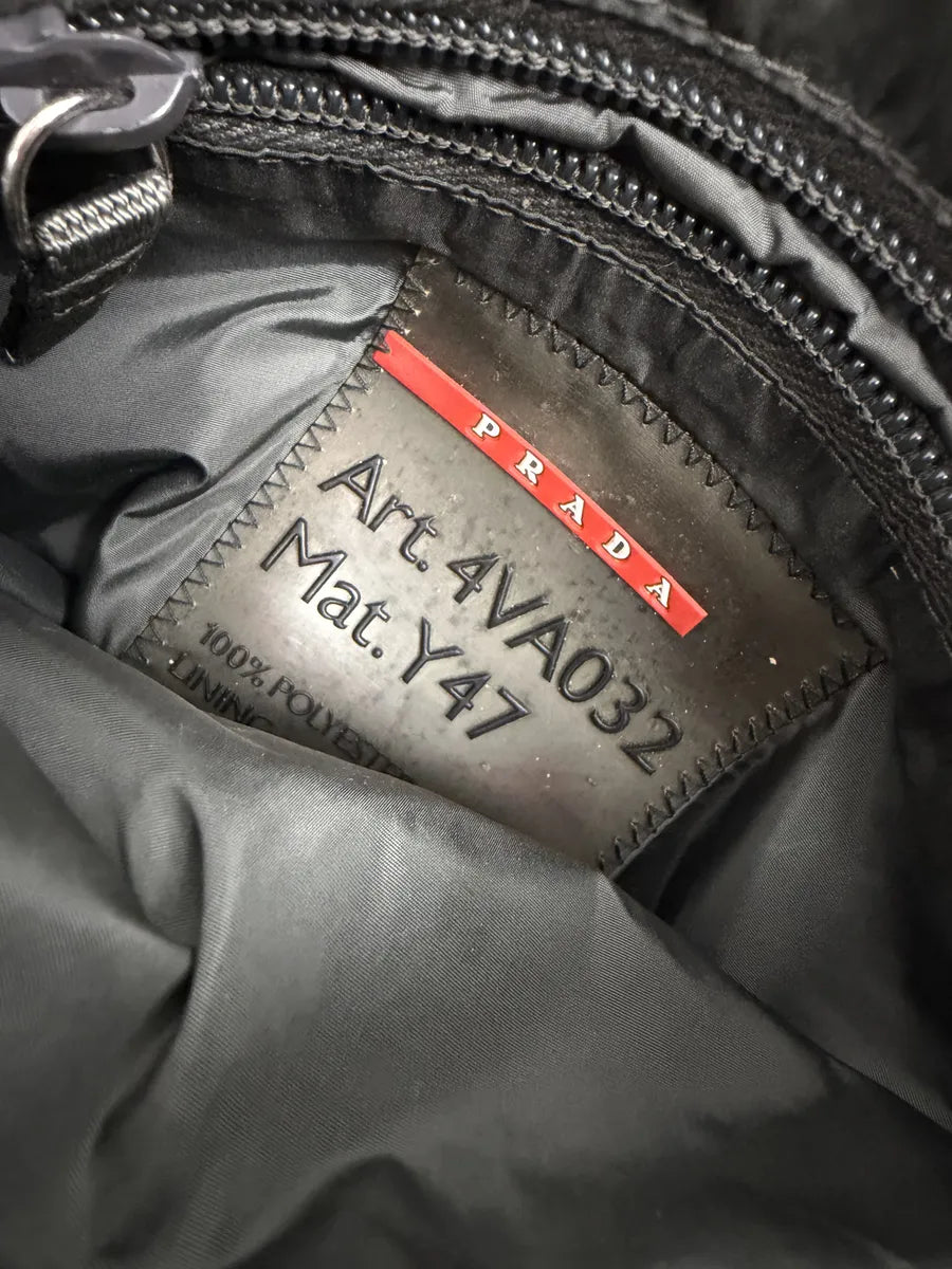 2000s Prada Red Linea Rossa Shoulder Bag hbPlZot 6