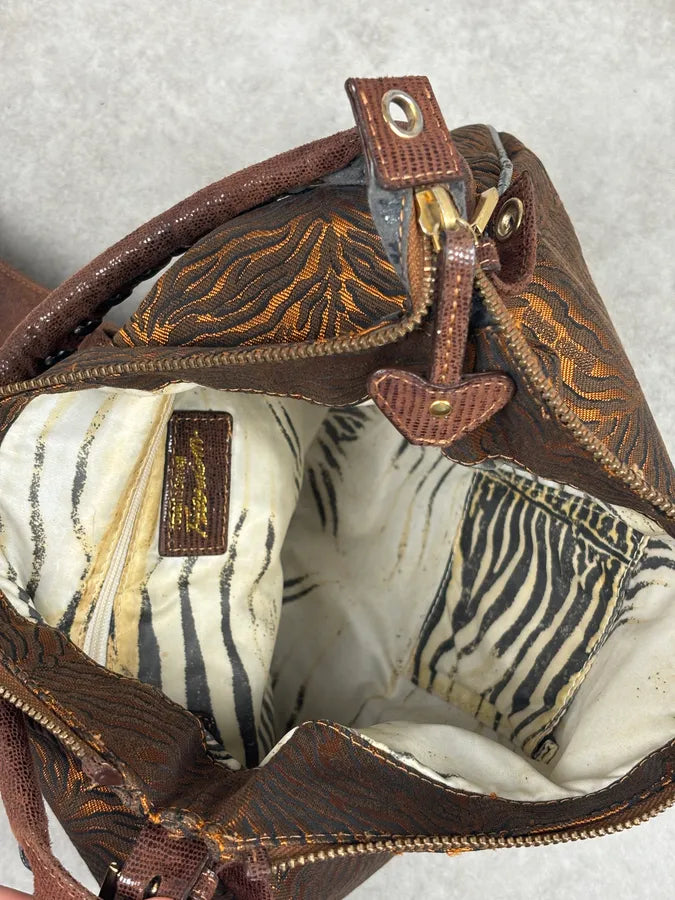 2000s Roberto Cavalli Brown Leather Tiger Embossed Shoulder Bag rskuYNn 12