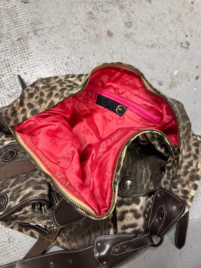 2000s Roberto Cavalli Leopard Print Shoulder Bag aGMsADK 7